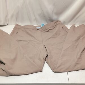 Women's L.L Bean Nylon Khaki Pants Camping Zipper Pockets Outdoors Size 12 Reg